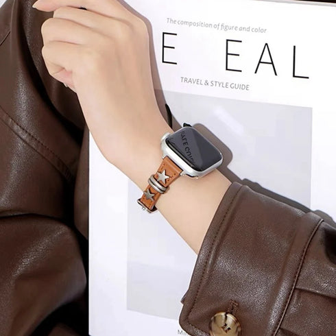 Elegant leather loop band for women’s Apple Watch, fitting Series Ultra models from 38mm to 49mm with a chic, comfortable design.