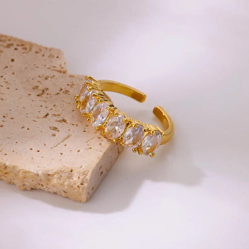 Zircon Geometric Heart Ring – Gold Stainless Steel Jewelry