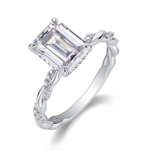 Chasing Light Moissanite Diamond Ring